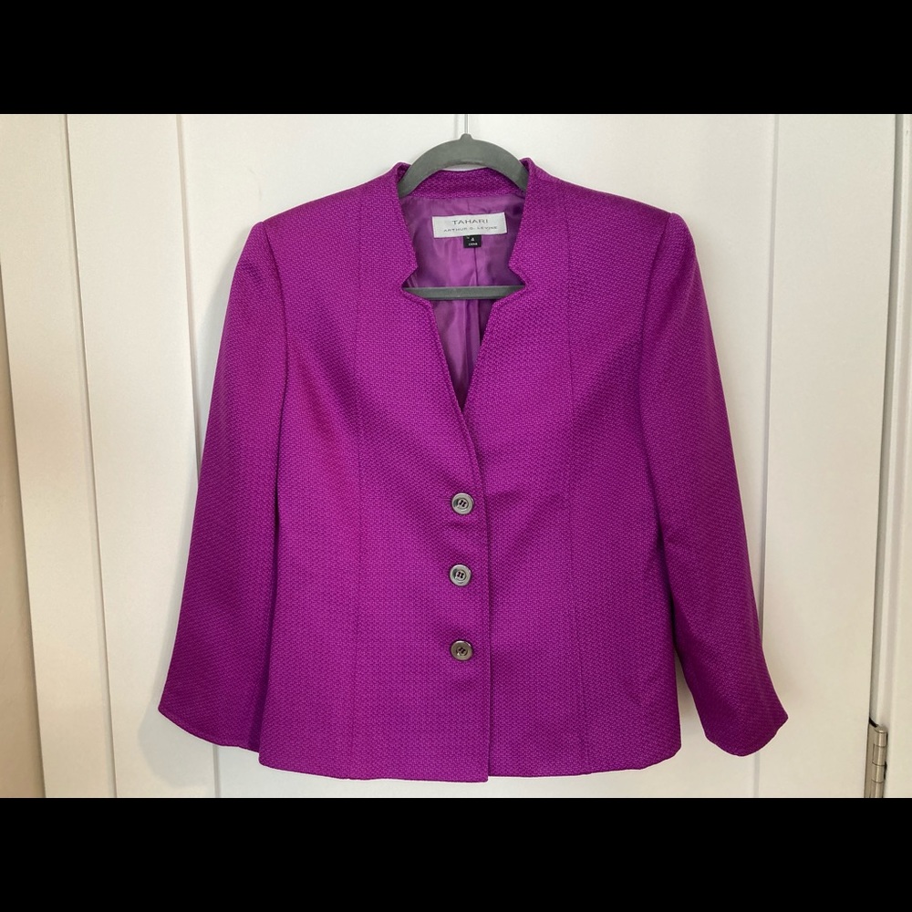 Tahari Magenta blazer, size 4